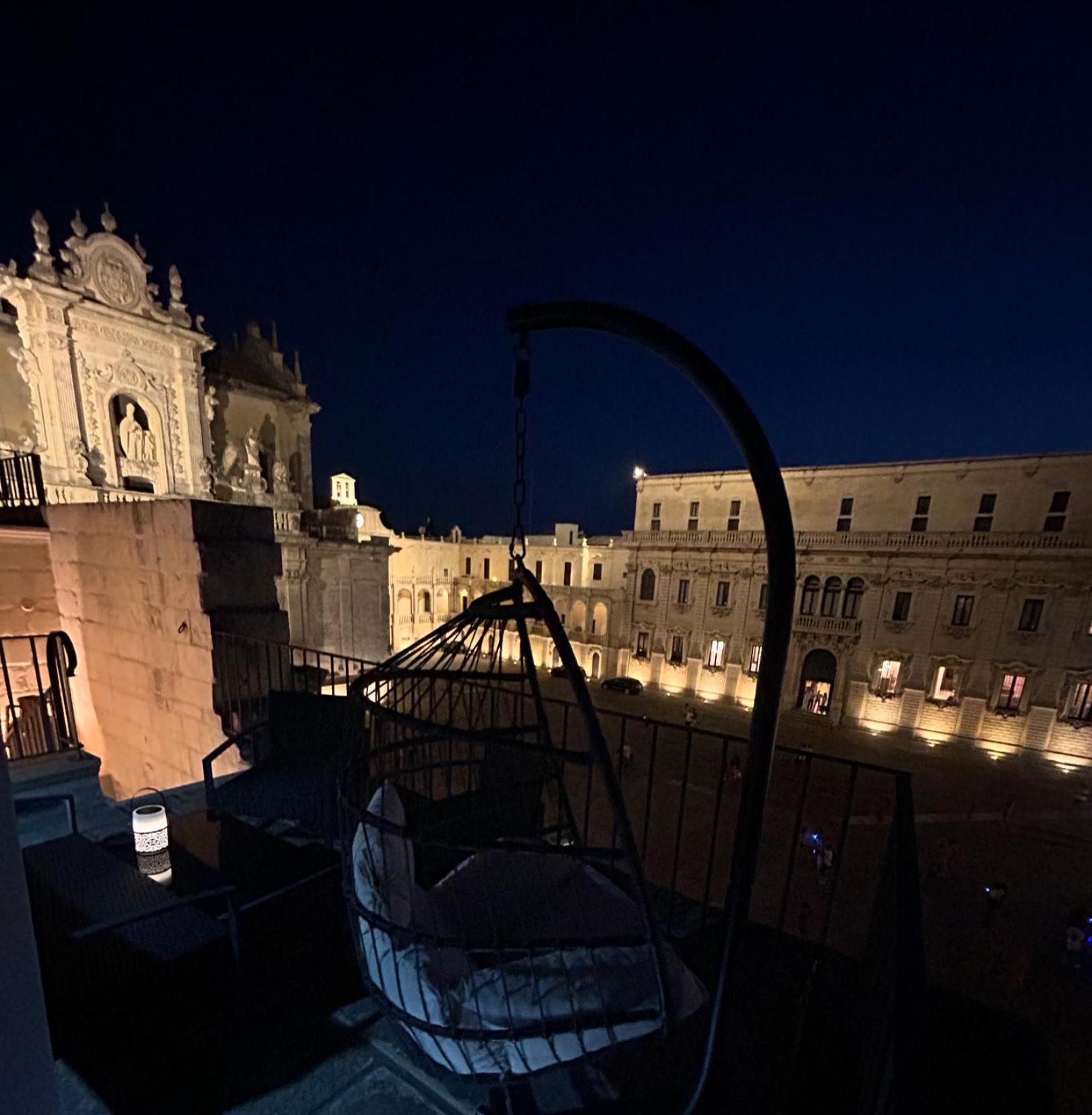 Palazzo Lanzilao'S Rooms Lecce Exterior foto